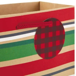 Hallmark Assorted Rustic Designs 8-Pack Small, Medium And Large Christmas Gift Bags -Lovely Souvenir Store Assorted Small Large Rustic Christmas Gift Bags 5XGB4894 06