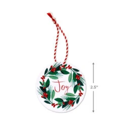 Hallmark 26" Greenery And Berries Christmas Fabric Gift Wrap With Twine And Tag 12 Hallmark 26" Greenery And Berries Christmas Fabric Gift Wrap With Twine And Tag -Lovely Souvenir Store Greenery and Berries Christmas Fabric Gift Wrap With Tag 5XW2087 05