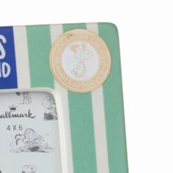Hallmark Peanuts® Happiness Is Snoopy And Woodstock Picture Frame, 4x6 -Lovely Souvenir Store Happiness Is Snoopy and Woodstock Picture Frame 1PAJ3539 03