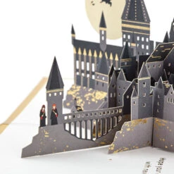 Hallmark Harry Potter™ Hogwarts™ Castle 3D Pop-Up Card 14 Hallmark Harry Potter™ Hogwarts™ Castle 3D Pop-Up Card -Lovely Souvenir Store Harry Potter Hogwarts Castle 3D PopUp Card 1499LAD2727 03