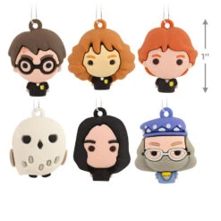 Mini Harry Potter™ And Friends Shatterproof Hallmark Ornaments, Set Of 6 -Lovely Souvenir Store Harry Potter and Friends Miniature Christmas Ornaments Set of 6 2HCM9230 03