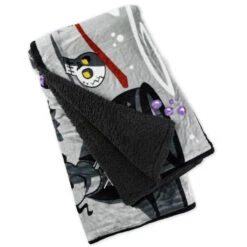 Hallmark Disney Hocus Pocus Black Flame Candle Blanket, 50x60 9 Hallmark Disney Hocus Pocus Black Flame Candle Blanket, 50x60 -Lovely Souvenir Store Hocus Pocus Black Flame Candle Fleece Blanket 1HGN1506 02