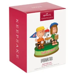 Hallmark The Peanuts® Gang Batter Up! Musical Ornament -Lovely Souvenir Store Peanuts Gang Watching Baseball Keepsake Ornament 3299QXI7059 04