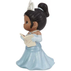 Precious Moments Disney My Dream Starts With Me Tiana Figurine, 5" 8 Precious Moments Disney My Dream Starts With Me Tiana Figurine, 5" -Lovely Souvenir Store Precious Moments Tiana in Blue Dress Figurine 211026 03