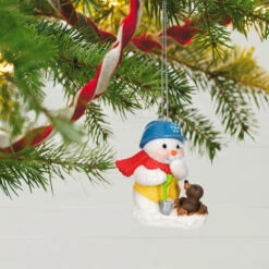 Hallmark Snow Buddies 2023 Ornament -Lovely Souvenir Store Snowman and Gopher Keepsake Ornament 1799QXR8037 02